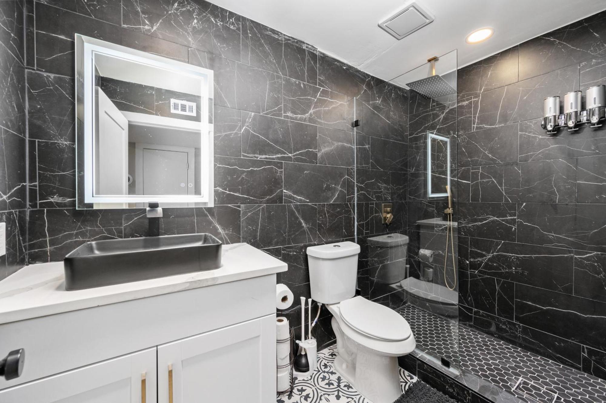 Comfortable 2Br Apt In Vibrant Houston Heights Экстерьер фото